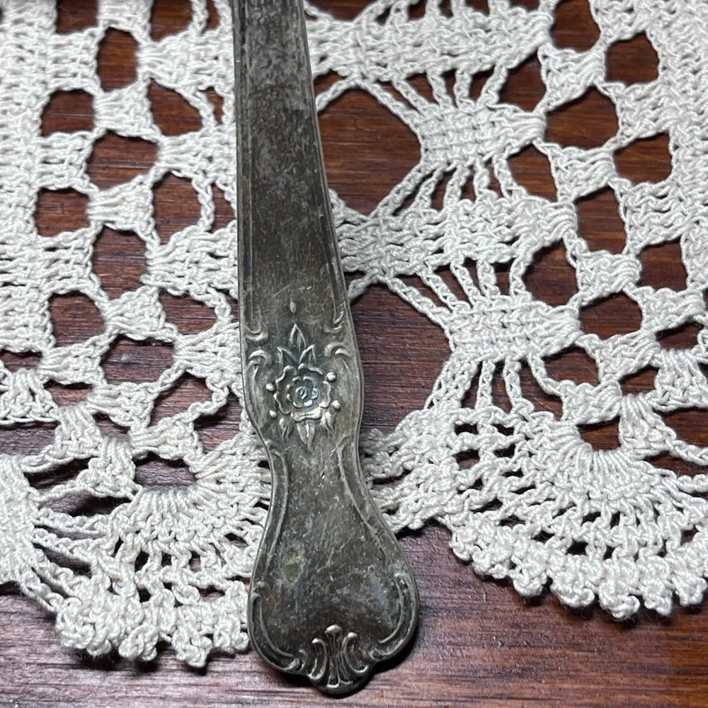 Vtg Old Company Plate Silver-Plated Soup Ladle Signature Pattern Unpolished
